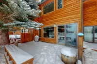 Glacier B Hoteles cerca de Lago Jackson