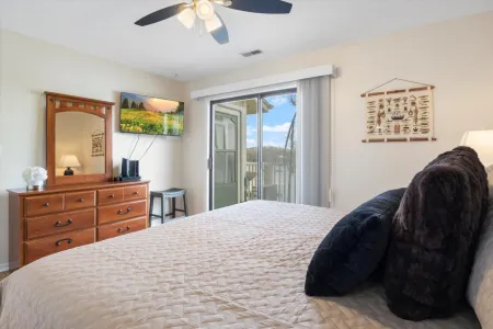 Pool and Boat Slip with Lake Views - Stunning Retreat