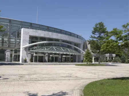 Swanky Hotel Otomo
