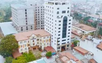 Long Anh Hotel Hotels near biển sầm sơn