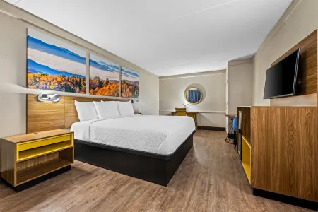 Days Inn by Wyndham Birmingham/West Отели рядом с достопримечательностью «ГАТС»