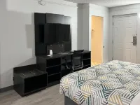 Motel 6 Chicago, IL - Halsted Hotels near Bronzeville Children's Museum