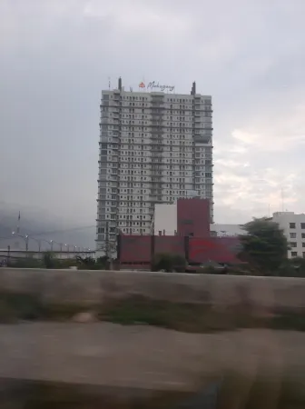 Sagita Residence-Taamansari Mahogany