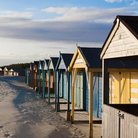 Pretty Coastal Home in Bosham Close to Water