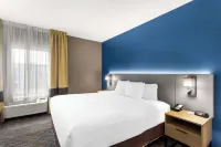 Comfort Inn & Suites Kenosha-Pleasant Prairie Hotels in Kenosha