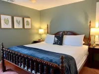 The Nutmeg Hotels in Marlboro