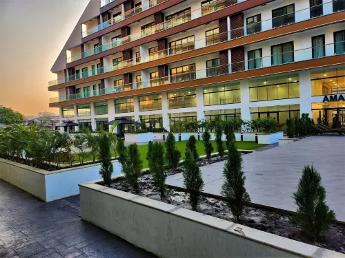 Chafford Suite-Douglas Luxury Apartments