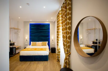 Atmosfere Guest House - Cinque Terre e la Spezia Отели рядом с достопримечательностью «Le Scalinate - La Spezia»