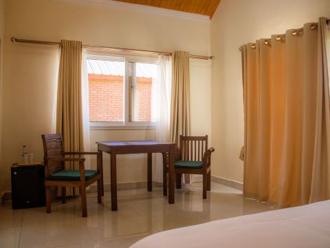 Mahafaly Hotel & Resort