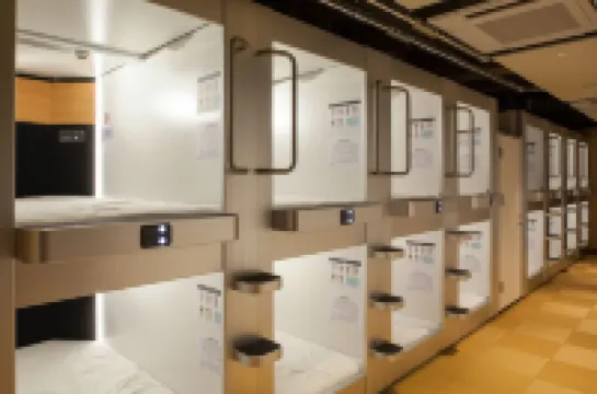 Kanazawa Capsule Hotel Musashimachi Hotels in 