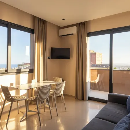 Ollen Apartments