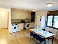 Apartamentos Pantebre 3000