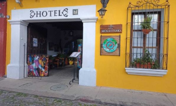Hotel Monasterio