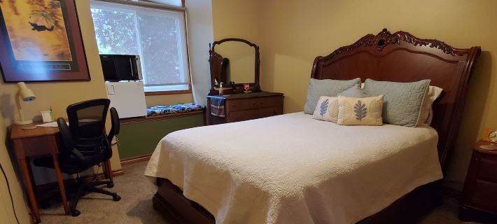 Hampton House Hotels in Macomb County