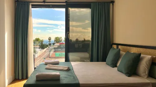Coastline Boutique Hotel