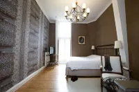 Chateau du Clair de Lune Hotels in Arbonne