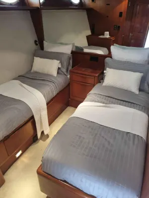 Live on a Luxury 65ft Yacht in Duquesa- Estapona - Wifi