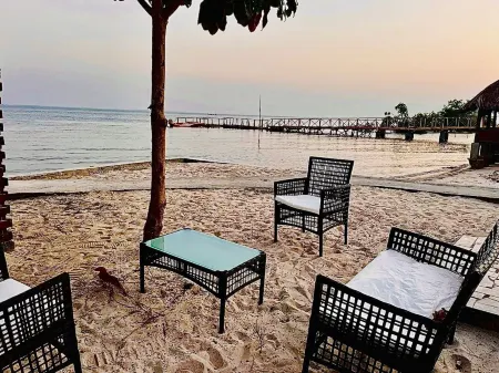 B. Home Resort and Spa