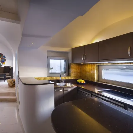 Hyperion Oia Suites