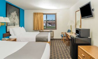 Super 8 by Wyndham Lincoln West