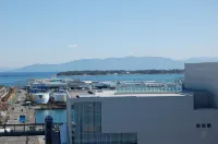 Seagrande Shimizu Station Hotel - Mountain view