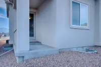 2Br Mtn Views Usaf Academy Newly Build Central AC