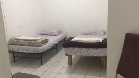 Toronto North Travellers Home Отели рядом с достопримечательностью «Блэк Крик Пайонир Виллидж»