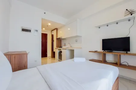 Wonderful Studio Apartment at Sky House Alam Sutera Отели рядом с достопримечательностью «Bumi Perkemahan Situ Cipondoh»