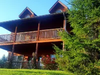 Amish Blessings Cabins Hotels in Berlin