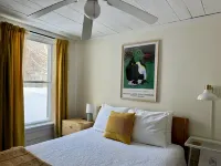Harvest Barn Inn Hotels in Bellows Falls