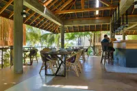Lankavatara Ocean Retreat & Spa Hotels in Kalametiya