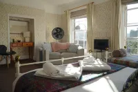 Castle House Guest House Hotels near Breakwater Brewery & Taproom & Pizzeria