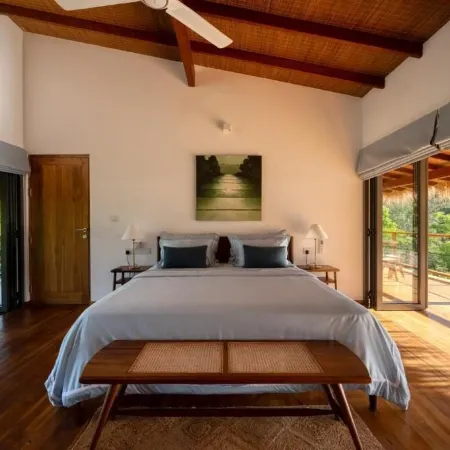 Niketh Villa Komari Arugambay 450m from Light House Surf Point Отели в г. Ампара