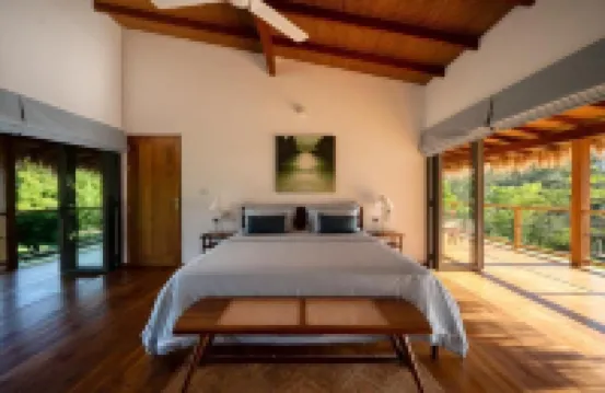 Niketh Villa Komari Arugambay 450m from Light House Surf Point