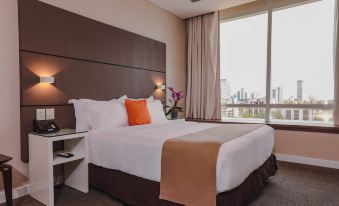 Paseo la Galería Hotel & Suites