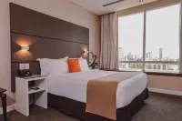 Paseo la Galería Hotel & Suites Các khách sạn ở Capiata