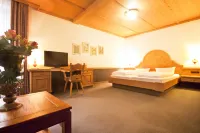 Hotel Frey فنادق في Ismaning