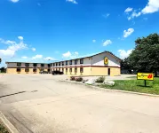 Super 8 by Wyndham Champaign Hotels in Champaign