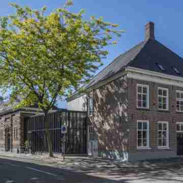 Hotel Kazerne Hotel Exterior