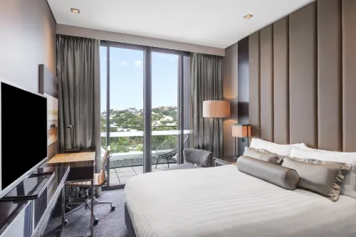 The Beetson Hotel - Airport Shuttle