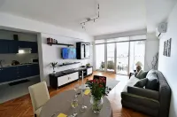 Apartment Fran Green & Blue