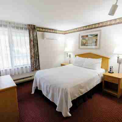 Friday Harbor Suites Rooms