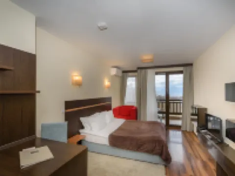 St George Ski & Holiday - Half Board & All Inclusive, Free Children 반스코 호텔