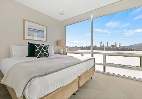 Sullivans Cove Apartments