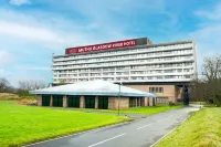 Muthu Glasgow River Hotel Hotels near Melfort Park