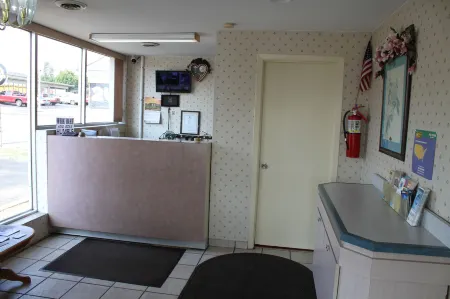 Budget Host Inn Bristol Отели в г. Бристоль