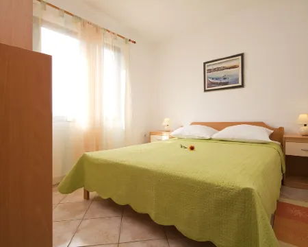 Apartments Valentina-B Hotels in Nin