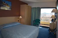 Castel Vecchio Hotel a Alata