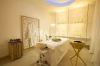 Aelia Wellness Retreat Các khách sạn ở 