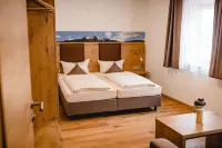 Bauer Gästezimmer - parking